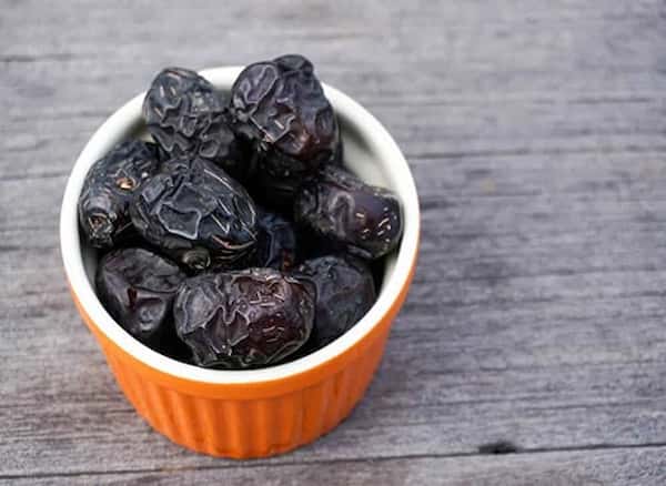 تصویر 3 از قیمت خرید خرما خارک سیاه + فروش ویژه
